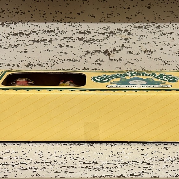 Cabbage Patch vintage Juice Set - Picture 9 of 9